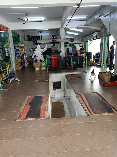 Azaman Workshop Service Center