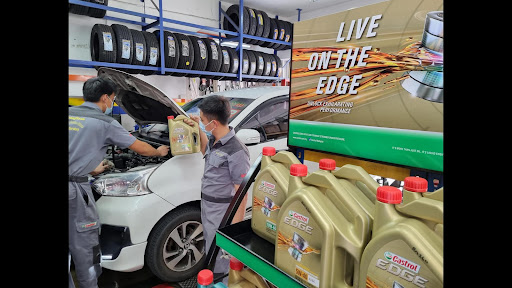 Castrol Auto Service Workshop - V Tech Auto Tyre Service Centre