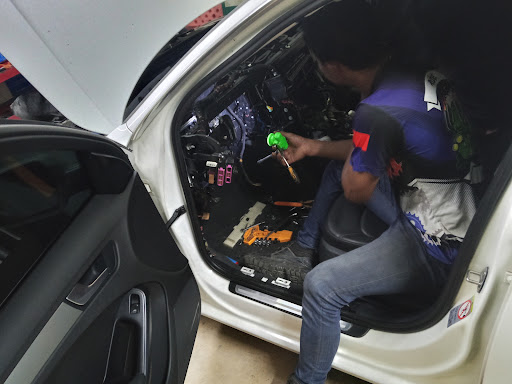DR AIRCOND KERETA