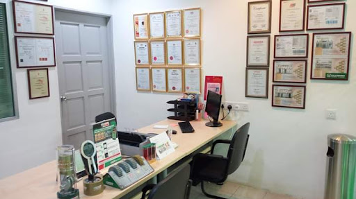 Global Auto Centre