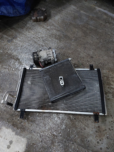 HK AUTO GARAGE