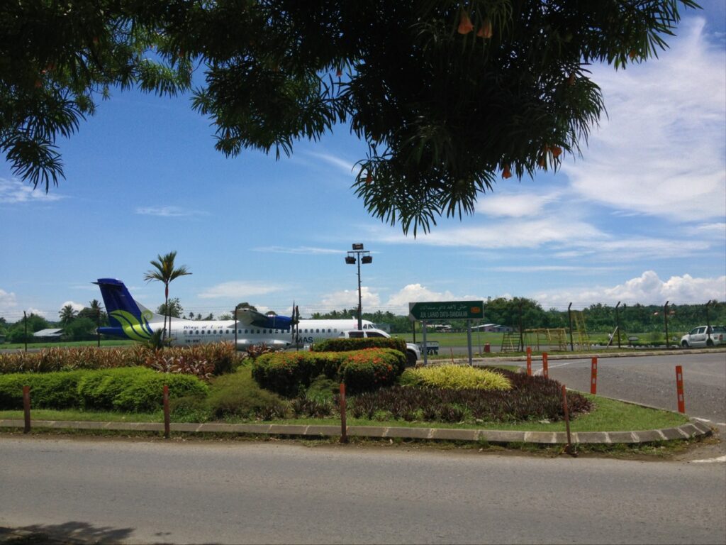 Lapangan Terbang Lahad Datu