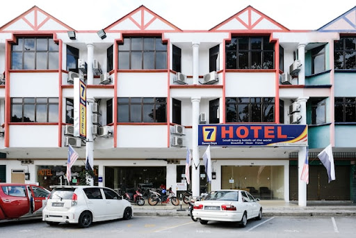 Seven Days Hotel